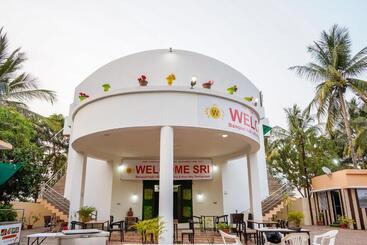 هتل Welcome Sri Vip Road Raipur