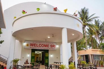 هتل Welcome Sri Vip Road Raipur