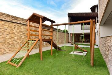 هتل Porto Das Dunas Boutique Praia