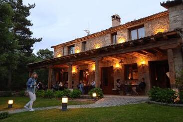 هتل Posada Restaurante Fuenteplateada