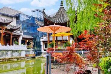 هتل Yu Jian· Hui Man Garden Resort