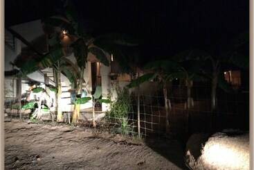 پانسیون Room In Guest Room   Camp   Santos Cabana Fabricio
