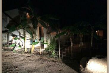 پانسیون Room In Guest Room   Camp   Santos Cabana Constanza