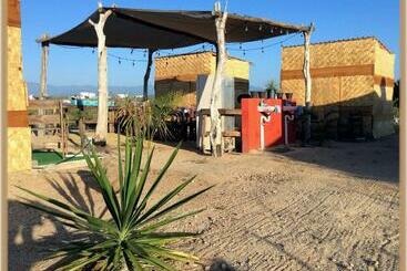 پانسیون Room In Guest Room   Camp   Santos Cabana Constanza