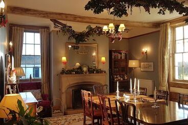 Upper Buckton B&b