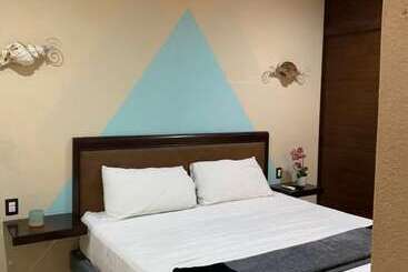 هتل Suites Villas El Jardin