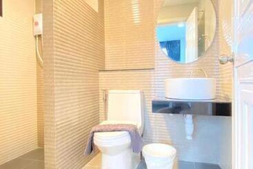 The Hub Hotel Surin