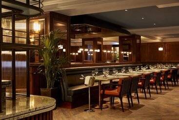 هتل The Parkgate