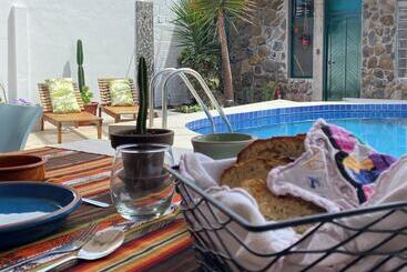 پانسیون Casa Pimampiro