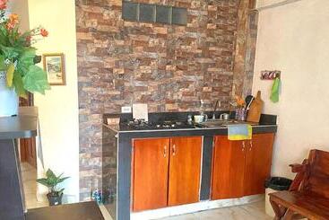 پانسیون Casa El Prado Hostal