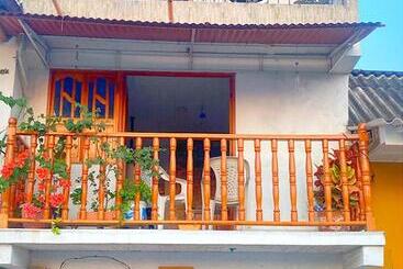 پانسیون Casa El Prado Hostal
