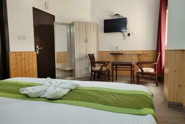 Seven Hills Shimla By Him Haults Hospitality