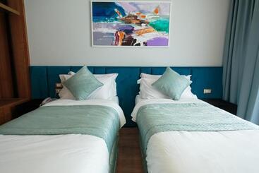 Ames Hotel & Spa