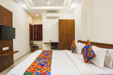 Fabhotel Balaji Paradise