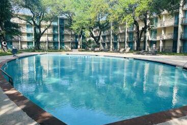 هتل Wingate Houston Near Nrg Park/medical Center