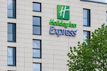هتل Holiday Inn Express   Fulda, An Ihg