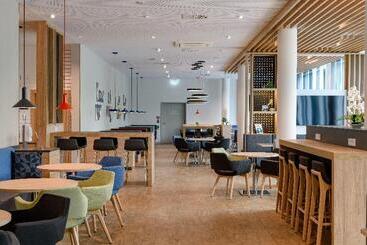 هتل Holiday Inn Express   Fulda, An Ihg