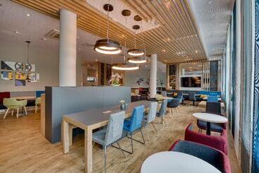 هتل Holiday Inn Express   Fulda, An Ihg