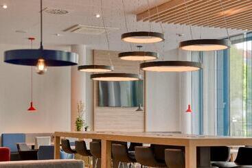 هتل Holiday Inn Express   Fulda, An Ihg