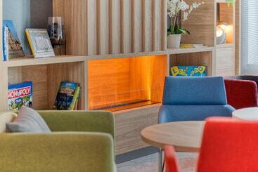 هتل Holiday Inn Express   Fulda, An Ihg