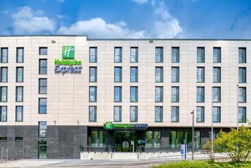 هتل Holiday Inn Express   Fulda, An Ihg