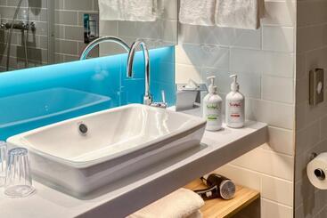 هتل Holiday Inn Express   Fulda, An Ihg