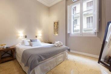 Bed and Breakfast Ainb Born Via Laietana