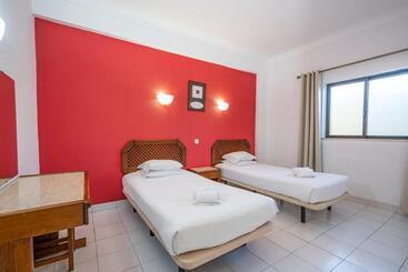 هتل آپارتمان Eirasol By Umbral