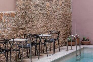 هتل Art Suites Athens