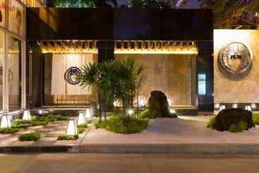 هتل Bandara Suites Silom, Bangkok