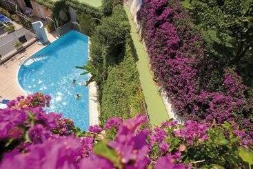 هتل Bellevue Benessere & Relax