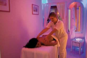 هتل Bellevue Benessere & Relax