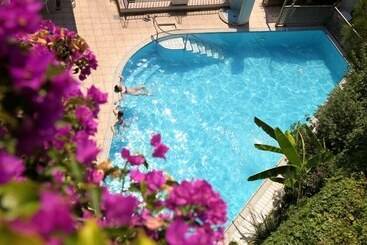 هتل Bellevue Benessere & Relax