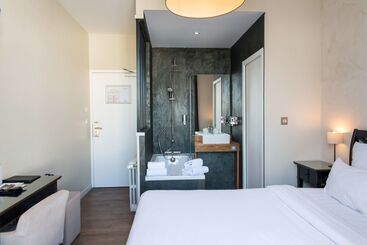 Best Western Hotel De La Plage Saint Marc Sur Mer