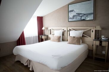 Best Western Hotel De La Plage Saint Marc Sur Mer
