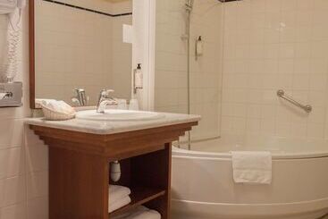 هتل Best Western Hôtel Hermitage