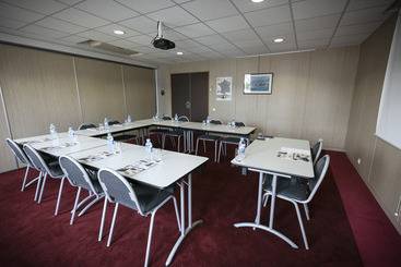 Brit Hotel Rennes Le Castel