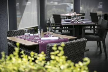 Brit Hotel Rennes Le Castel