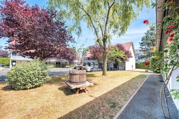 هتل Campanile Deauville  Saint Arnoult