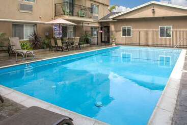 هتل Comfort Inn Cockatoo Near Lax Airport