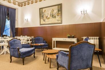 هتل Costa Do Sol B&b