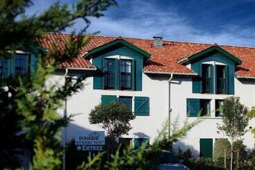 هتل Donibane Saint Jean De Luz