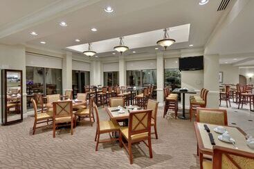 هتل Hilton Garden Inn San Diego Del Mar