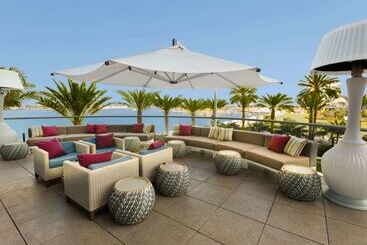 هتل Hilton San Diego Bayfront