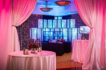 هتل Hilton Vancouver Washington