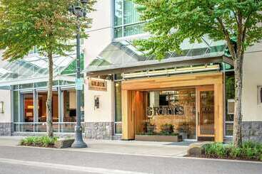 هتل Hilton Vancouver Washington