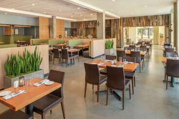 هتل Hilton Vancouver Washington