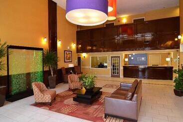Holiday Inn Express Hotel & Suites San Antonio Airport North, An Ihg