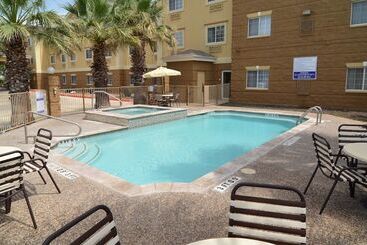Holiday Inn Express Hotel & Suites San Antonio Airport North, An Ihg