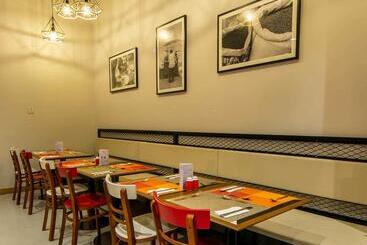 هتل Ibis Al Barsha